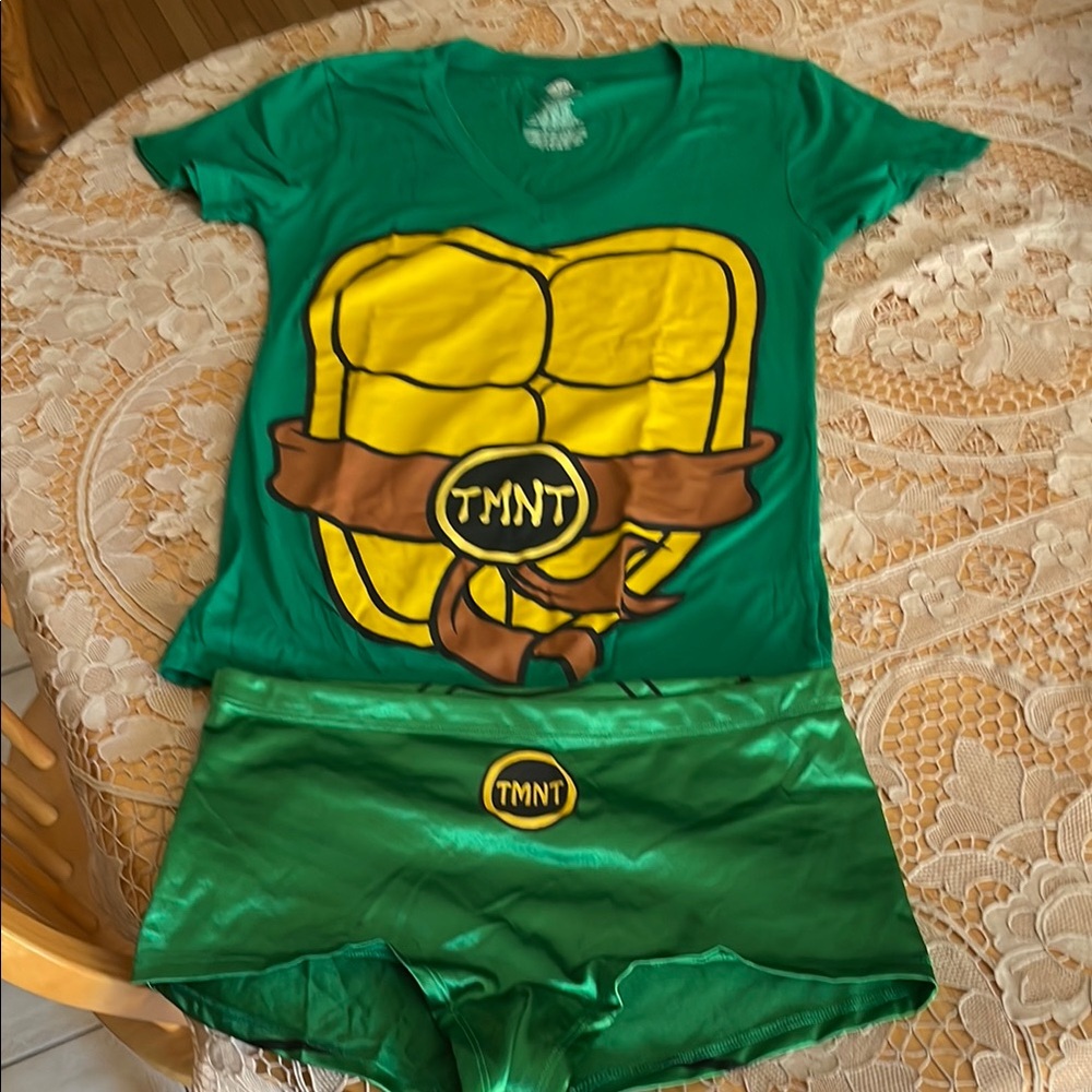 Green TMNT T-Shirt and Shorts Set
